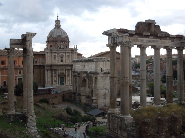 pic-1-the-forum-in-rome-for-highs-and-lows